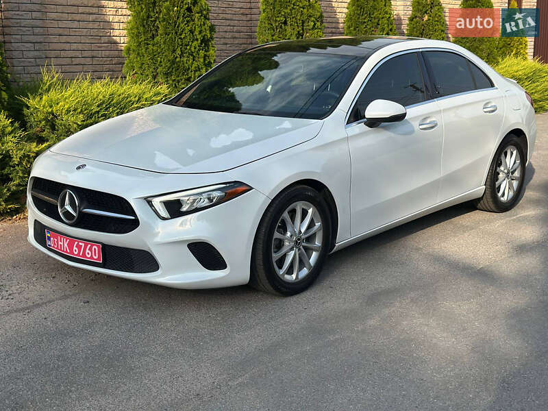 Седан Mercedes-Benz A-Class 2019 в Виннице