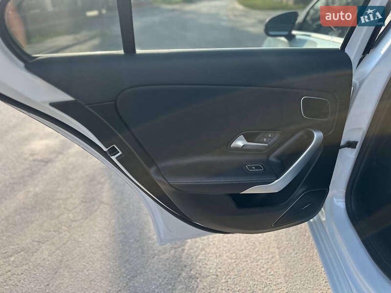 Седан Mercedes-Benz A-Class 2019 в Виннице