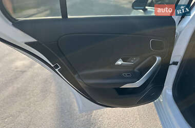 Седан Mercedes-Benz A-Class 2019 в 