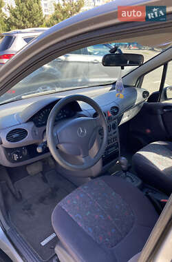 Хэтчбек Mercedes-Benz A-Class 2000 в 