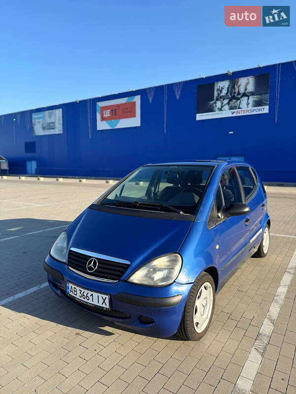 Хэтчбек Mercedes-Benz A-Class 2002 в 
