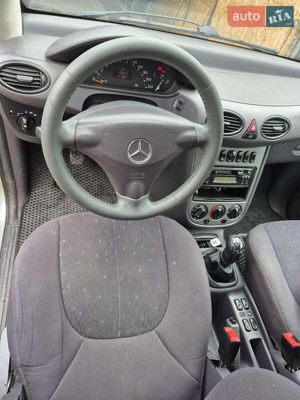 Хетчбек Mercedes-Benz A-Class 2001 в Житомирі