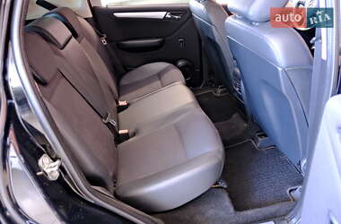 Хэтчбек Mercedes-Benz A-Class 2006 в  фото 44 Хэтчбек Mercedes-Benz A-Class 2006 в