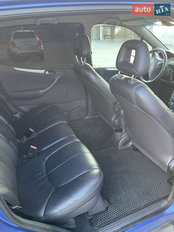 Хэтчбек Mercedes-Benz A-Class 2001 в Киеве