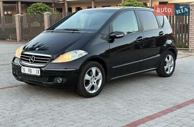 Хэтчбек Mercedes-Benz A-Class 2006 в 