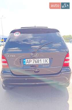 Хэтчбек Mercedes-Benz A-Class 2002 в 