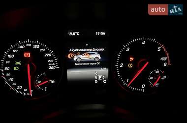 Хэтчбек Mercedes-Benz A-Class 2016 в 
