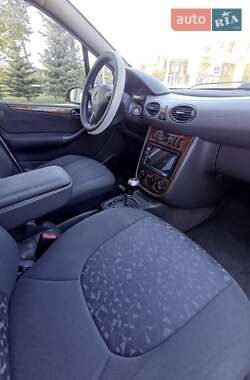 Хэтчбек Mercedes-Benz A-Class 2001 в 
