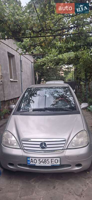 Хэтчбек Mercedes-Benz A-Class 1998 в 