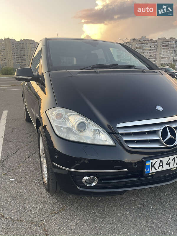 Хэтчбек Mercedes-Benz A-Class 2009 в Киеве