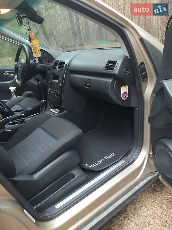 Хэтчбек Mercedes-Benz A-Class 2005 в Нетешине