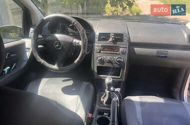 Хэтчбек Mercedes-Benz A-Class 2005 в 