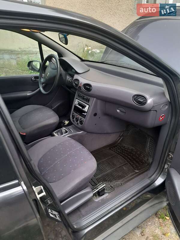 Хэтчбек Mercedes-Benz A-Class 2002 в Стрые фото 10 Хэтчбек Mercedes-Benz A-Class 2002 в Стрые