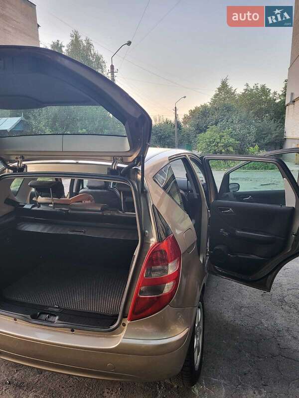 Хэтчбек Mercedes-Benz A-Class 2004 в Шепетовке фото 6 Хэтчбек Mercedes-Benz A-Class 2004 в Шепетовке
