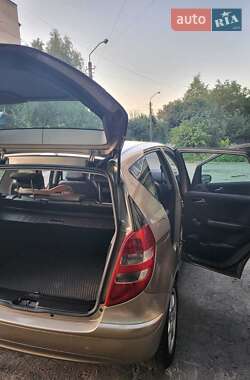 Хэтчбек Mercedes-Benz A-Class 2004 в 