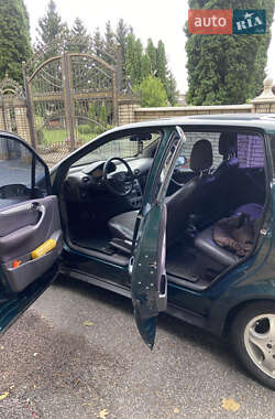 Хэтчбек Mercedes-Benz A-Class 2001 в 