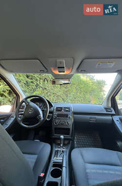 Хэтчбек Mercedes-Benz A-Class 2006 в 