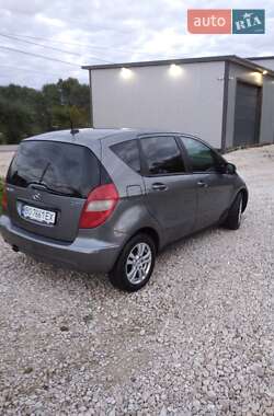 Хэтчбек Mercedes-Benz A-Class 2008 в 