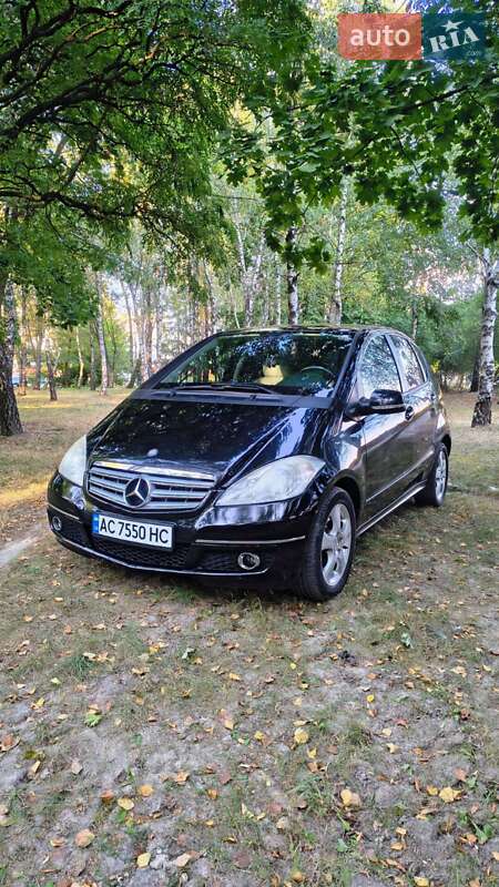 Хэтчбек Mercedes-Benz A-Class 2010 в Луцке