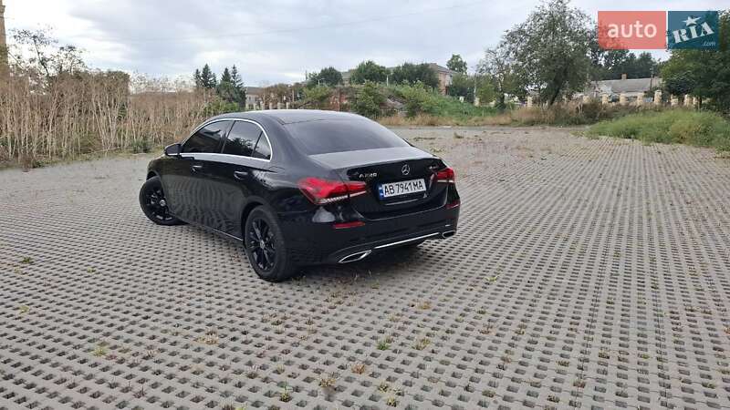 Седан Mercedes-Benz A-Class 2019 в Тульчині