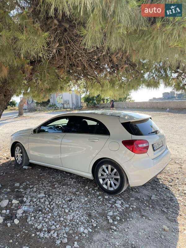 Хэтчбек Mercedes-Benz A-Class 2014 в Кропивницком фото 19 Хэтчбек Mercedes-Benz A-Class 2014 в Кропивницком