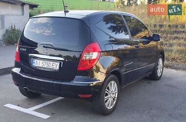 Купе Mercedes-Benz A-Class 2010 в 