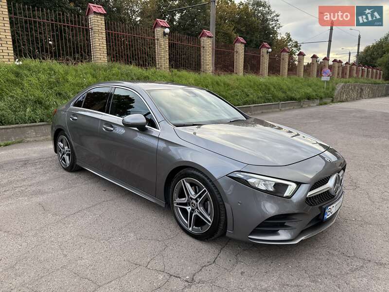 Седан Mercedes-Benz A-Class 2019 в Львове