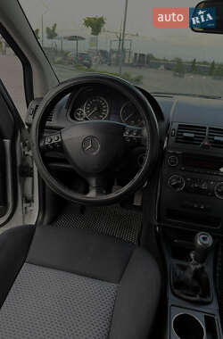 Хэтчбек Mercedes-Benz A-Class 2006 в 