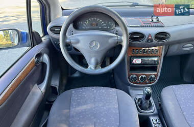 Хэтчбек Mercedes-Benz A-Class 2001 в 