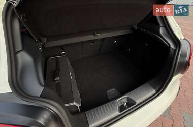 Хэтчбек Mercedes-Benz A-Class 2013 в 