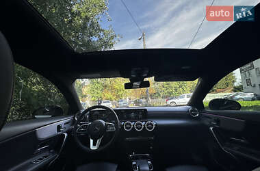 Седан Mercedes-Benz A-Class 2019 в Киеве