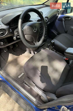 Хетчбек Mercedes-Benz A-Class 1999 в 