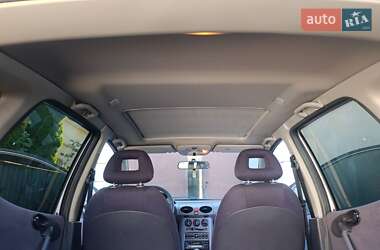 Хетчбек Mercedes-Benz A-Class 1999 в 