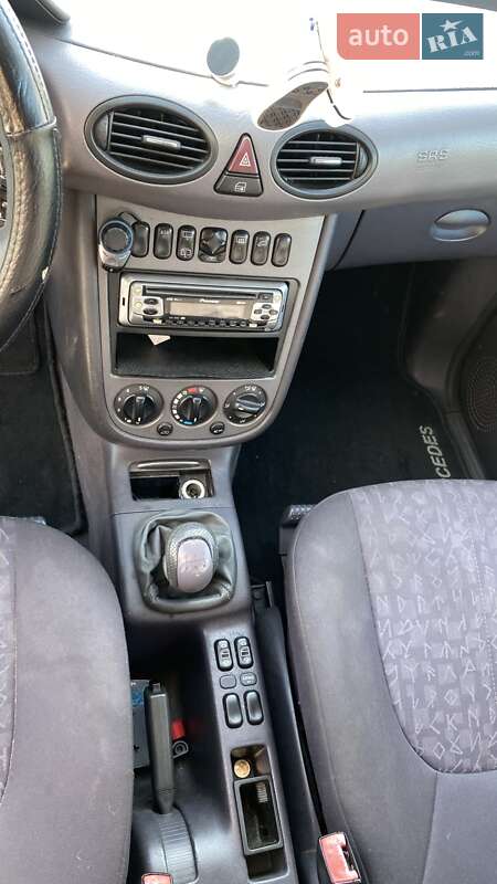 Хэтчбек Mercedes-Benz A-Class 2004 в Ковеле