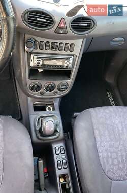 Хэтчбек Mercedes-Benz A-Class 2004 в 