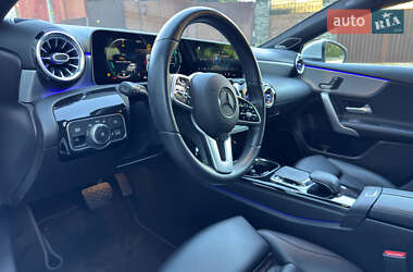 Седан Mercedes-Benz A-Class 2019 в 