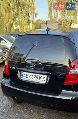 Хэтчбек Mercedes-Benz A-Class 2010 в 