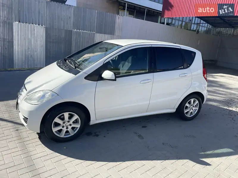 Mercedes-Benz A-Class 2011 VIN WDD1690322J959276 фото оголошення 16 з 45