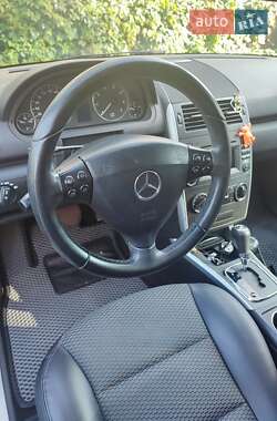 Хэтчбек Mercedes-Benz A-Class 2010 в 