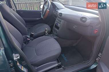 Хэтчбек Mercedes-Benz A-Class 2003 в 