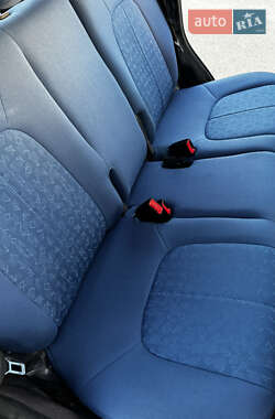 Хэтчбек Mercedes-Benz A-Class 2004 в 