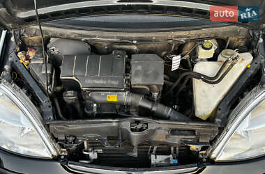 Хэтчбек Mercedes-Benz A-Class 2004 в 