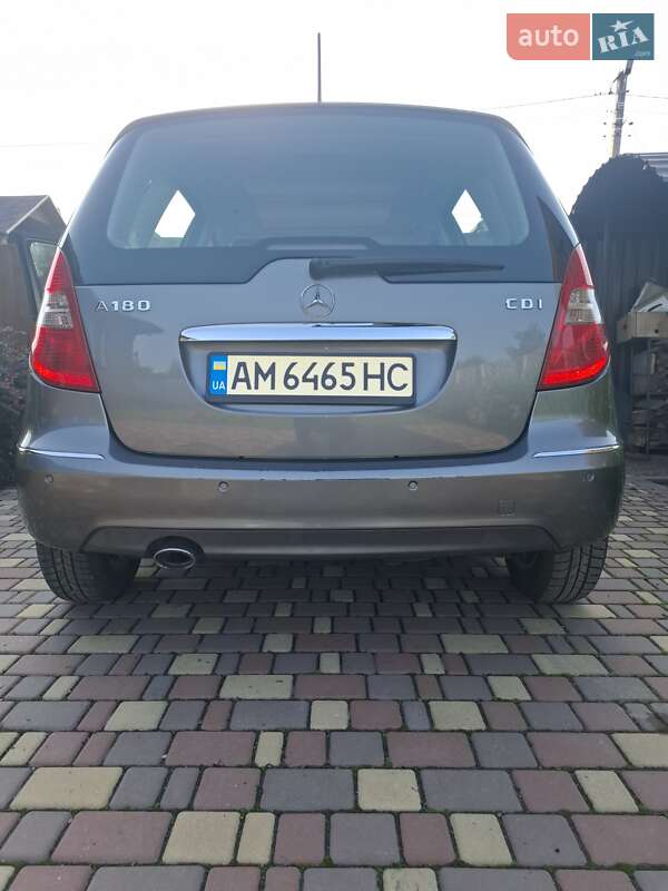 Хэтчбек Mercedes-Benz A-Class 2011 в Житомире