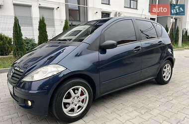 Хэтчбек Mercedes-Benz A-Class 2005 в 
