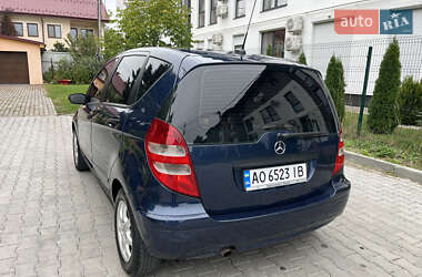 Хэтчбек Mercedes-Benz A-Class 2005 в 