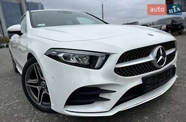 Хэтчбек Mercedes-Benz A-Class 2021 в 