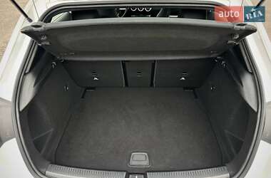 Хэтчбек Mercedes-Benz A-Class 2021 в 