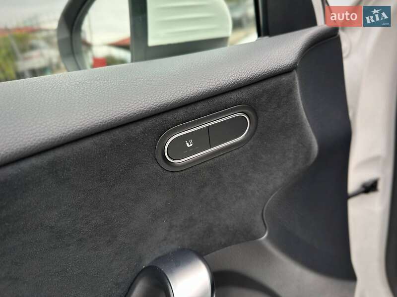 Хетчбек Mercedes-Benz A-Class 2021 в Києві