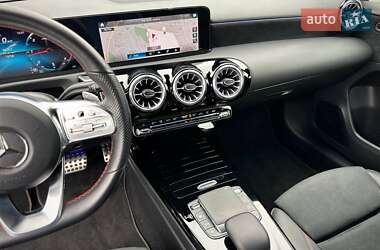 Хэтчбек Mercedes-Benz A-Class 2021 в 