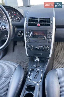 Хэтчбек Mercedes-Benz A-Class 2007 в 